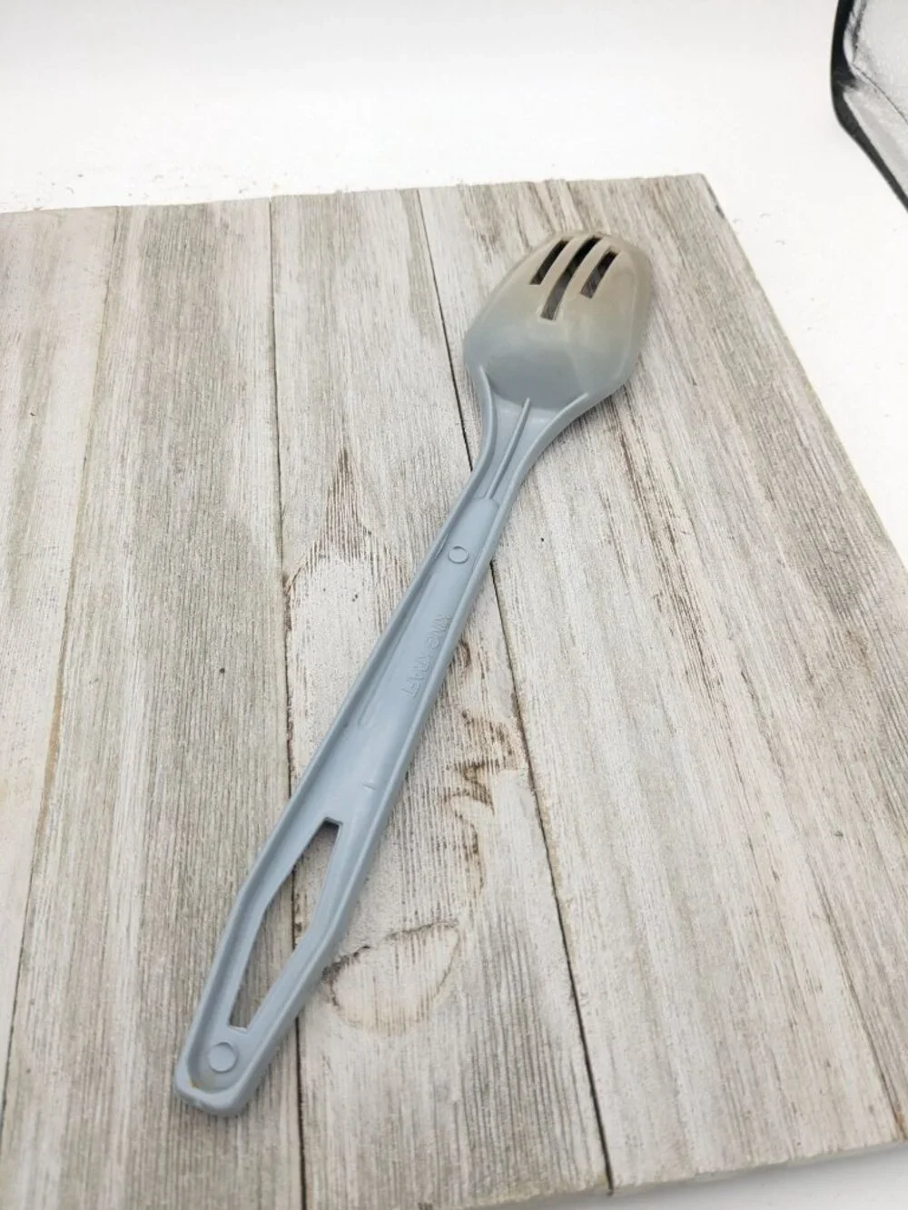 King Kraft #1 Country Blue Nylon Plastic Slotted Spoon 11